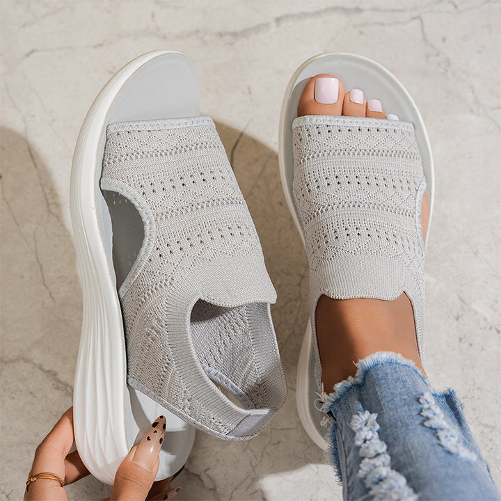 Sandali da donna con plateau in materiale traspirante | Serena